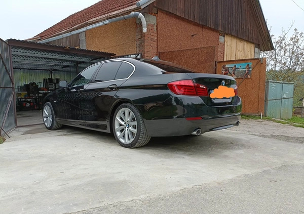 BMW Seria 5 cena 49000 przebieg: 255000, rok produkcji 2010 z Złocieniec małe 37